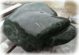 зеленая полировка камня